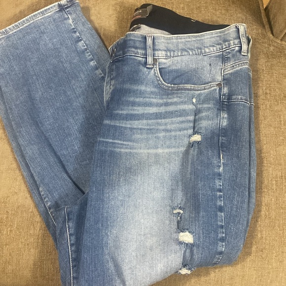 Torrid stretch jeans size 26R - Picture 2 of 5